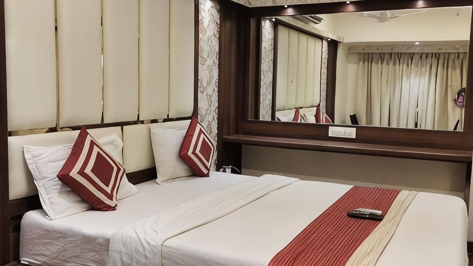 Hotel Shelter Palace
