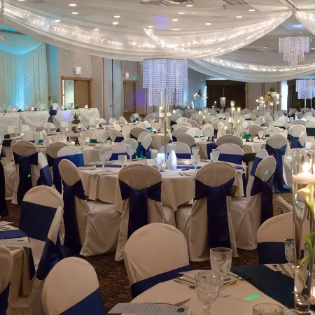 Country Inn & Suites by Radisson, Mankato Hotel and Conference Center, MN