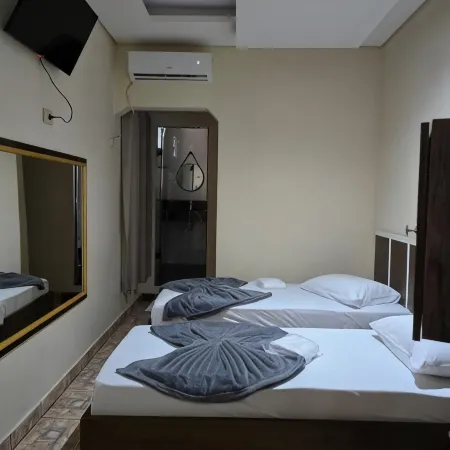 Hotel Santos Inn