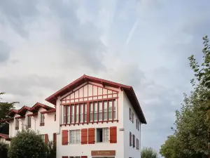 Hôtel Briketenia