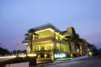 The Beverly Hills Hotel Các khách sạn gần Wat Yong Yaeng