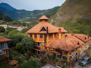 Hosteria Jardines de Chamana