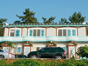 Yeosu Hyangilam Observatory Pension