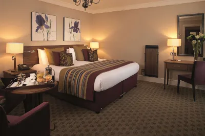 The Bull Hotel, Sure Hotel Collection by Best Western Hotels near Stillwater Lake, nature reserve. By foot only