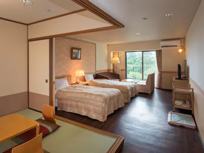 Izukogen Wanwan Paradise Condominium Hotels in Itō