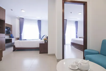 Mermaid Seaside Hotel Отели рядом с достопримечательностью «Bach Dinh White Palace»