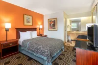 Travelodge by Wyndham Chicago - South Holland Hotels in Homewood