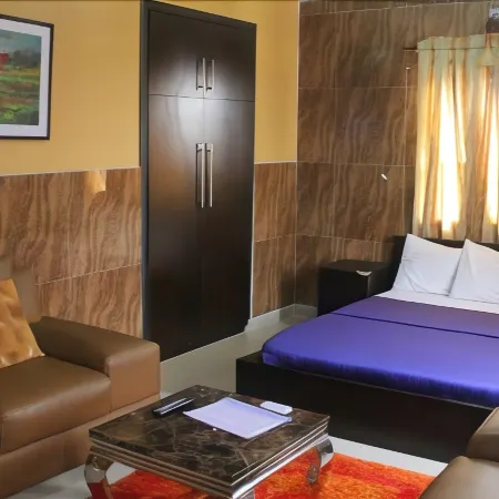 Inglesias Hotels