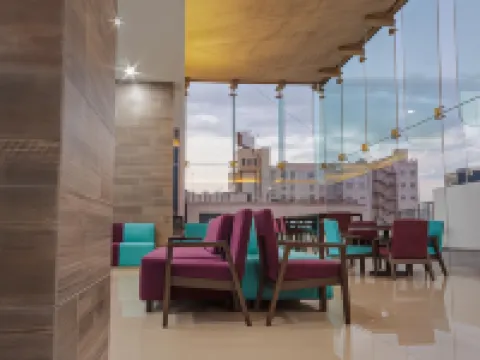 ホテル カヴア モンテレイ モンテレーのホテル