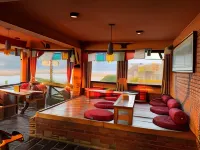 Nar-Bis Hotel