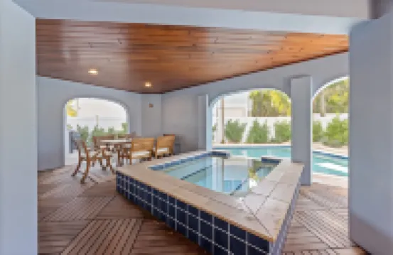 비치 리트리츠가 관리하는 체이싱 선셋츠