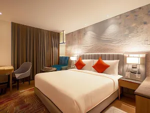 Golden Tulip Bhopal