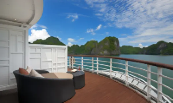 Paradise Elegance Cruise Halong Hotels in Tuan Chau