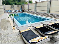 Diamond Hotel فنادق في Codru