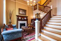 DuPont Mansion Bed & Breakfast Hotels in Louisville