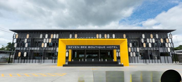 Seven Bee Boutique Hotel Отели в г. Сурин