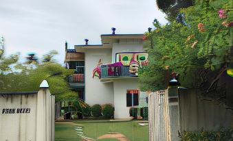 Lemazone Inn