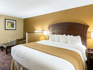 Quality Inn & Suites Arden Hills - Saint Paul North