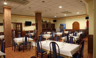 Hotel Ciudad Pozo Alcón 썸네일