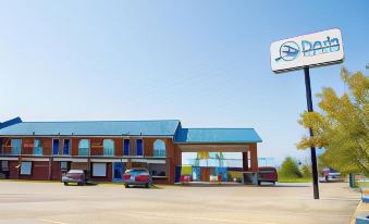 Blue Jay Inn & Suites