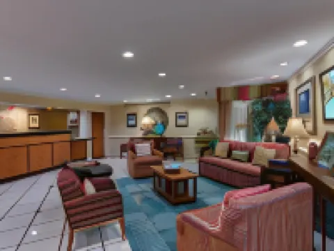 ベイモント バイ ウィンダム ゲインズビル I-75 ゲーンズビルのホテル