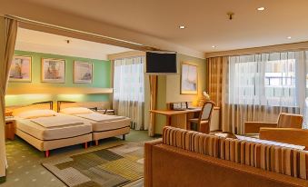 Parkhotel Crombach