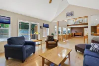 Moondance Ridge Suites Hotels in Rochester