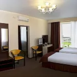 Barhatnyie Sezonyi Semeyniy Kvartal Hotel