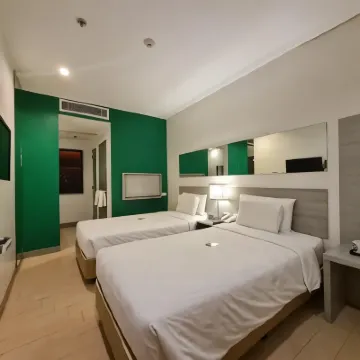 Go Hotels Otis - Manila Hotels near Golden Mosque