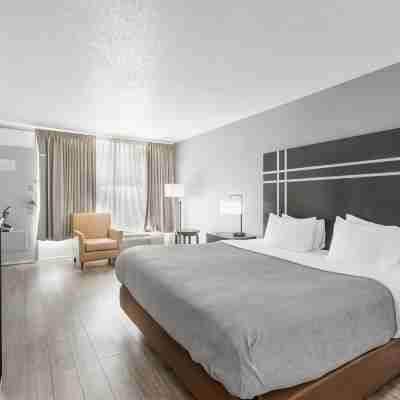 Quality Inn & Suites Hardeeville - Savannah North Rooms