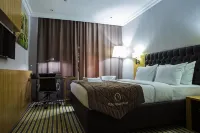Aidana Plaza Hotel - parking