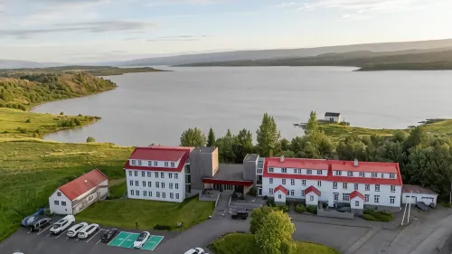 Gistihúsið - Lake Hotel Egilsstadir