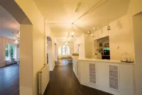 Gray Manor Hotel - bar