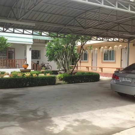 2N Guesthouse