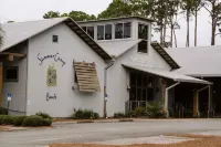 NEW LISTING!! Charming 3-bedroom house with Pool / Beach Access in St. Teresa