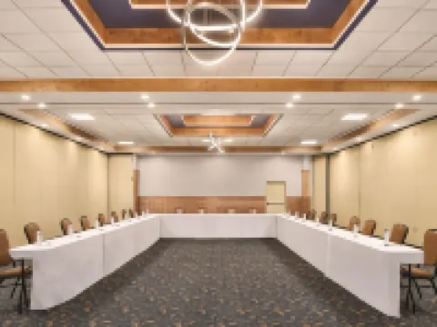 Wyndham Garden Conference Center Champaign/Urbana Hotels in Urbana