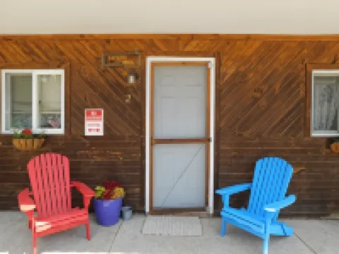 Pine Crest Motel & Cabins Hotels in Orleans County