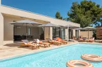 La Villa Monarque - 4 étoiles