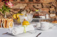 Masia Can Viver - Olive Oil Tourism B&B Hotels in Caldes de Montbui