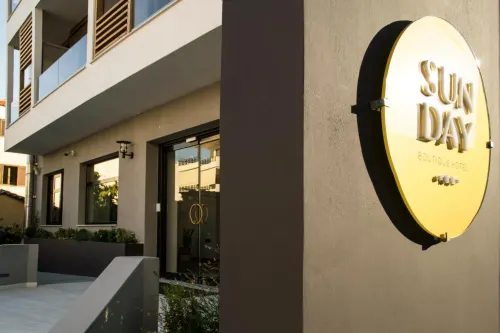 Sunday Boutique Hotel - 4-Star