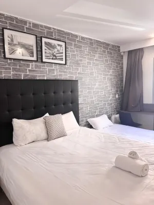 Resothel Group Hotels near Stade Maurice Jean-Pierre