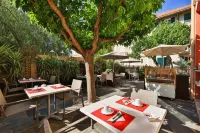 Hôtel Provençal Hotels in Saint-Cyr-sur-Mer