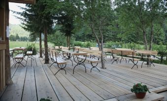 Camping & Glamping Jezersko ex Cvet Gora