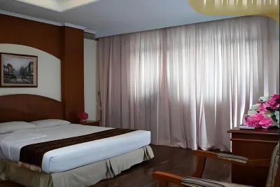 Grand Puri Hotels in Dukuh Kupang