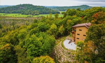 Le Bellevue Modern Lodge
