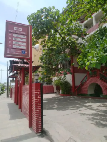 Hotel Chez Wou Hotels near Museum of the Armed Forces