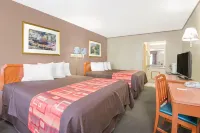 Travelodge by Wyndham Mansfield - Pet friendly