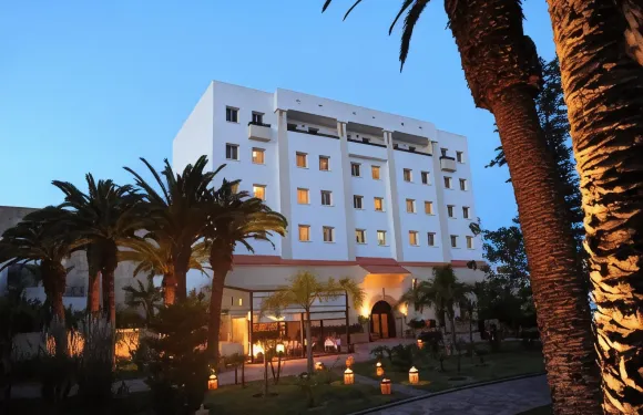 傑迪代藝術套房酒店