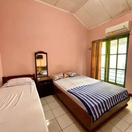 Hotel Tirtonadi Permai