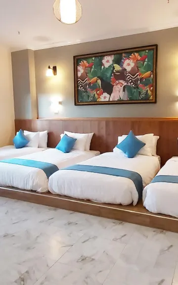 ห้องสวีทสำหรับครอบครัวพร้อมวิวสระว่ายน้ำ